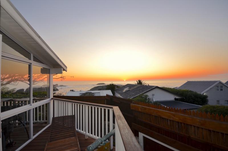 3 Bedroom Property for Sale in Camps Bay Western Cape